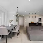 Awesome Apartment In Malinska With Wifi * Malinska