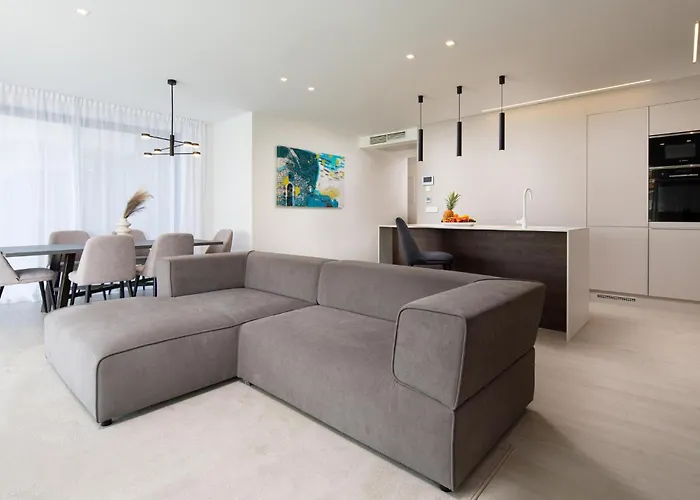 Lovely Apartment In Malinska With Wifi Apartament